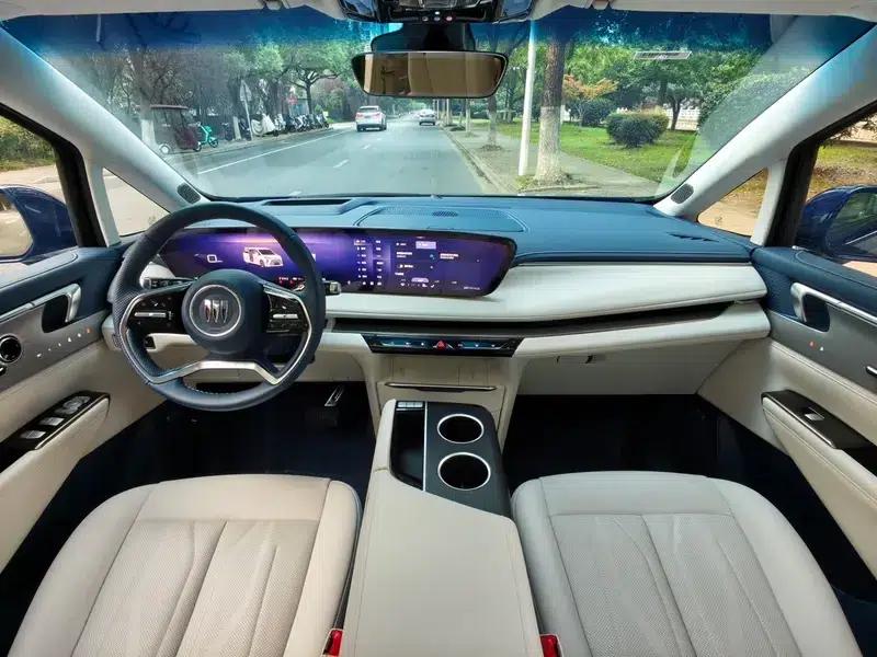 Buick GL8 PHEV 2024 Luxury Edition 1.5T 6-seat Luxury Version — миниатюра 10