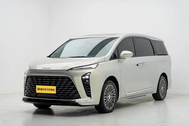 Buick GL8 PHEV 2024 Luxury Edition 1.5T 6-seat Luxury Version — миниатюра 1