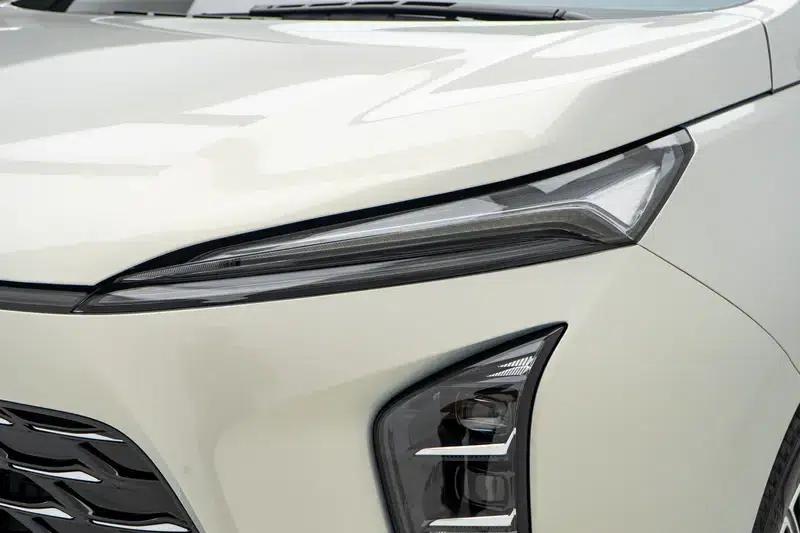 Buick GL8 PHEV 2024 Luxury Edition 1.5T 6-seat Luxury Version — миниатюра 12