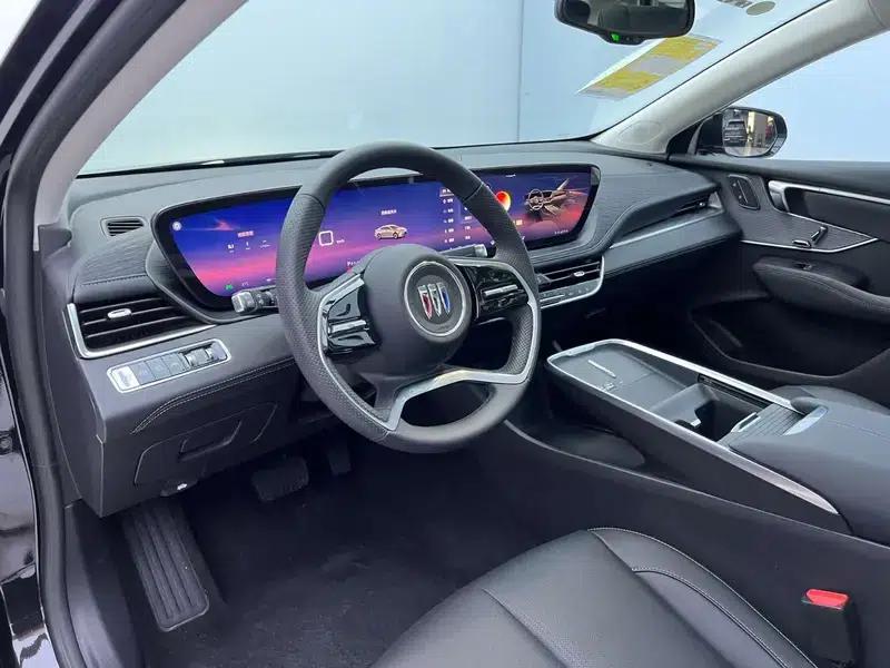 Buick LaCrosse 2025 28T Platinum Edition — миниатюра 6