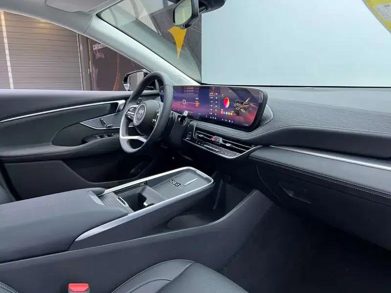 Buick LaCrosse 2025 28T Platinum Edition — миниатюра 9