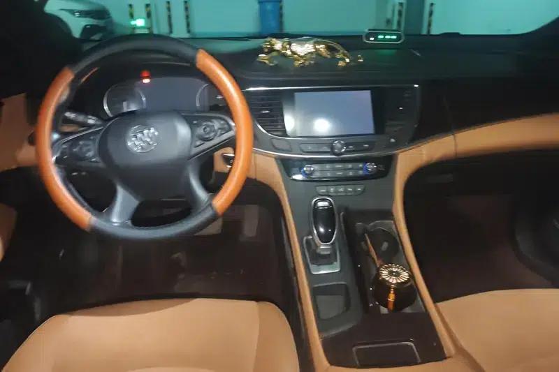 Buick LaCrosse 2018 28T Avenir — миниатюра 13