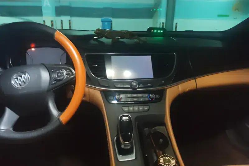 Buick LaCrosse 2018 28T Avenir — миниатюра 10