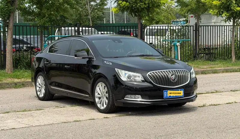 Buick LaCrosse 2013 2.0T SIDI Smart Flagship Edition — миниатюра 2