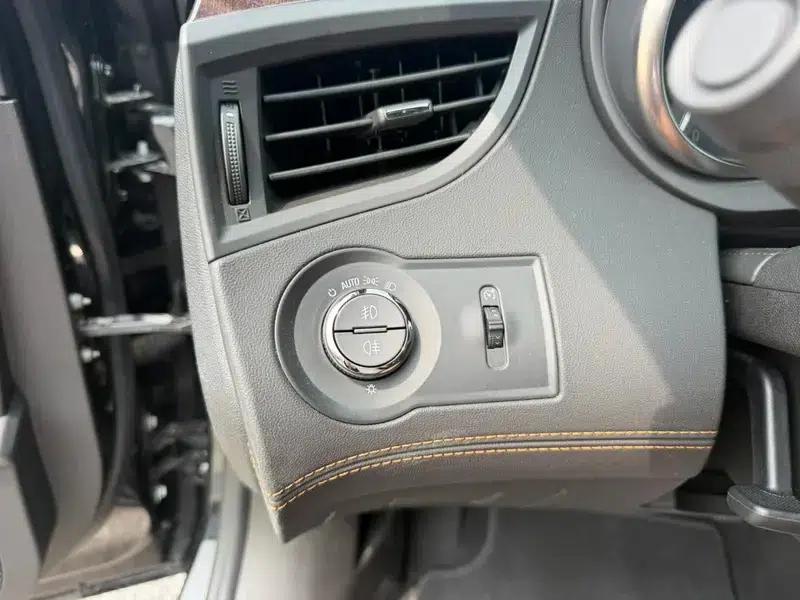 Buick LaCrosse 2013 2.0T SIDI Smart Flagship Edition — миниатюра 19