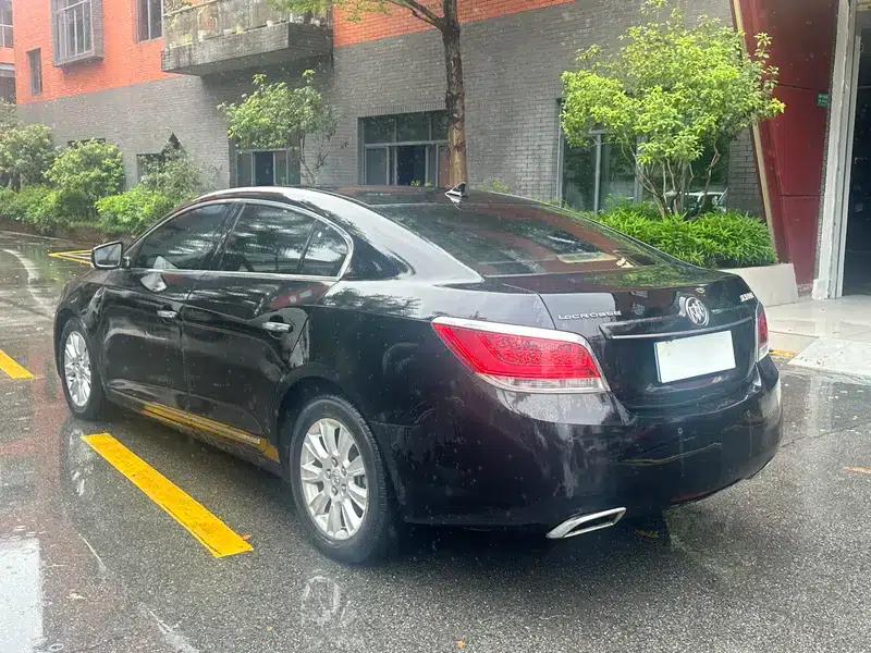 Buick LaCrosse 2011 2.4L SIDI Comfort Sunroof Edition — миниатюра 5