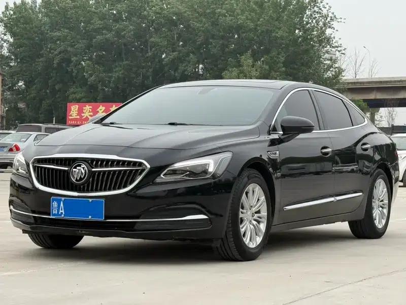 Buick LaCrosse 2018 20T Elite — миниатюра 1