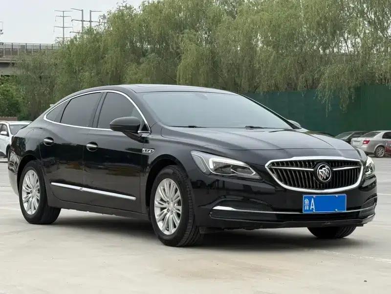 Buick LaCrosse 2018 20T Elite — миниатюра 3