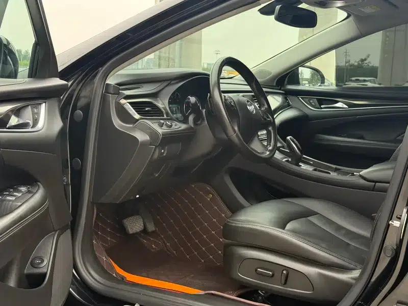 Buick LaCrosse 2018 20T Elite — миниатюра 7