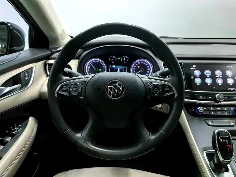 Buick LaCrosse 2018 30H Elite — миниатюра 16