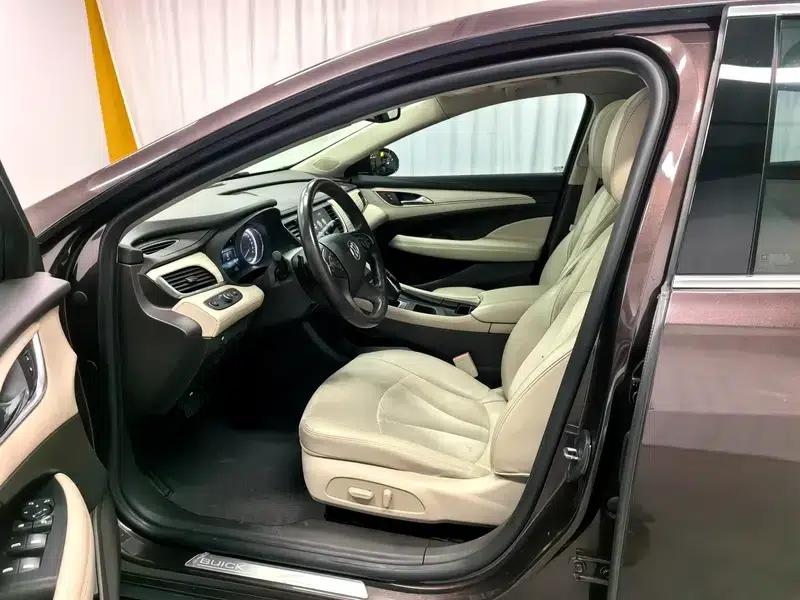 Buick LaCrosse 2018 30H Elite — миниатюра 17