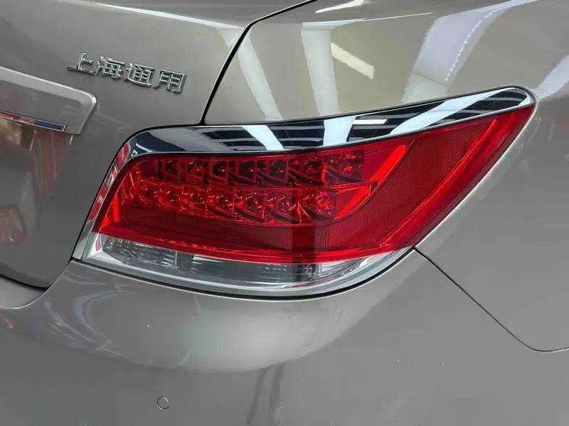 Buick LaCrosse 2012 2.4L SIDI Luxury Edition — миниатюра 17