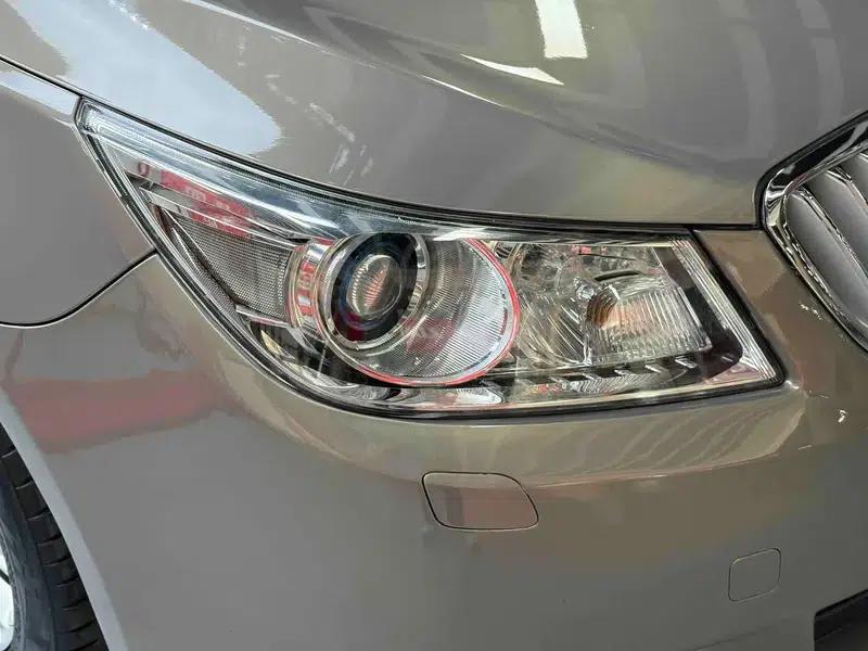 Buick LaCrosse 2012 2.4L SIDI Luxury Edition — миниатюра 25