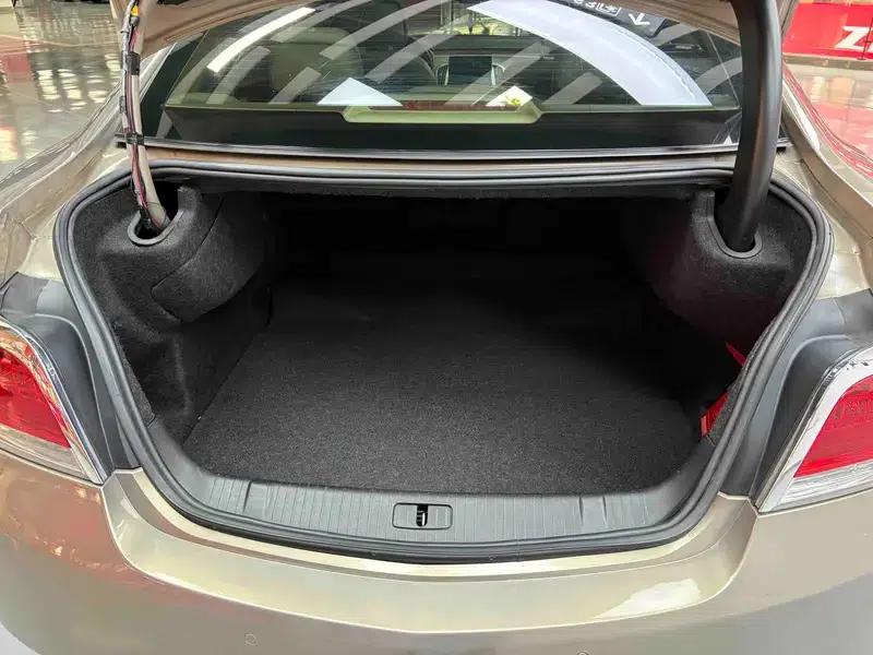 Buick LaCrosse 2012 2.4L SIDI Luxury Edition — миниатюра 39
