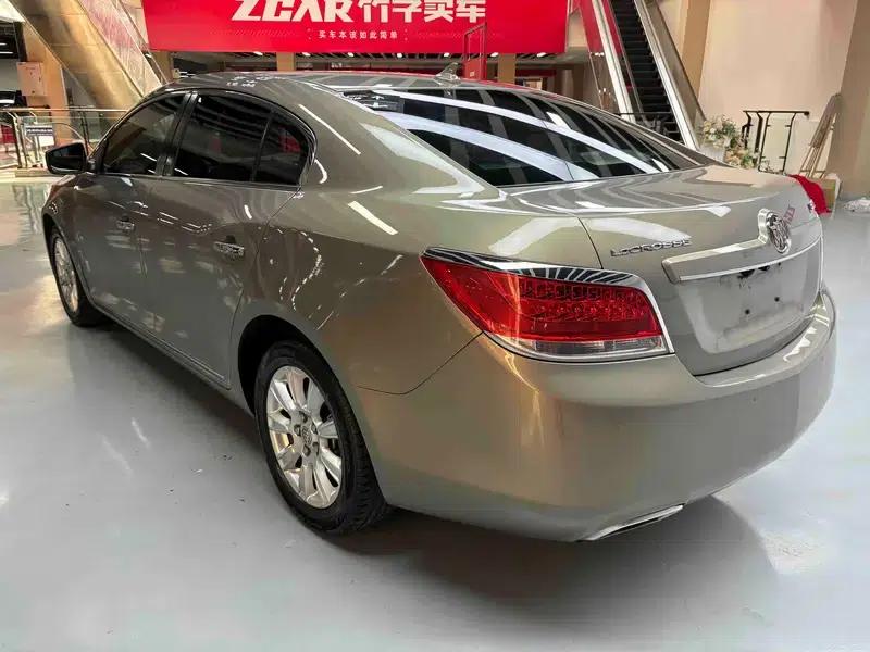 Buick LaCrosse 2012 2.4L SIDI Luxury Edition — миниатюра 5