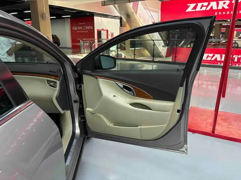 Buick LaCrosse 2012 2.4L SIDI Luxury Edition — миниатюра 44