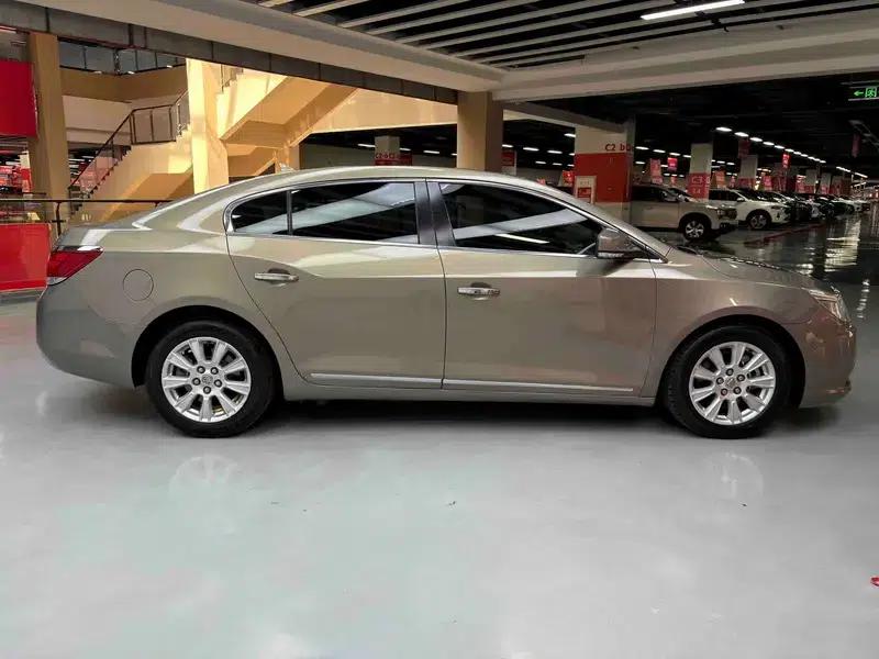 Buick LaCrosse 2012 2.4L SIDI Luxury Edition — миниатюра 8