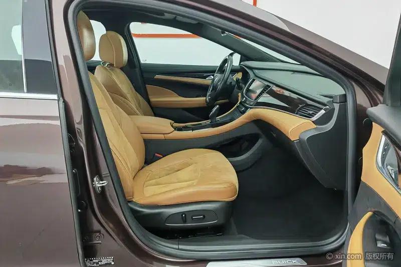 Buick LaCrosse 2018 28T Elite — миниатюра 19