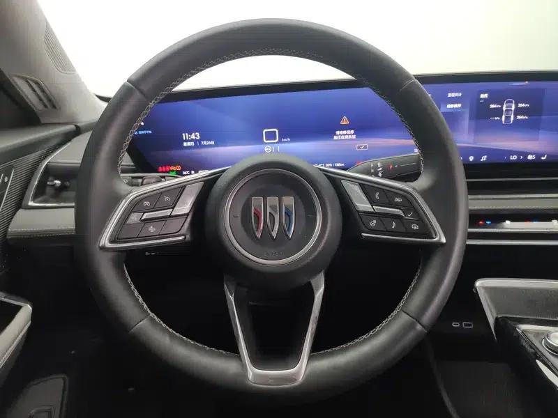 Buick E5 2024 Pioneer Pro Edition — миниатюра 16