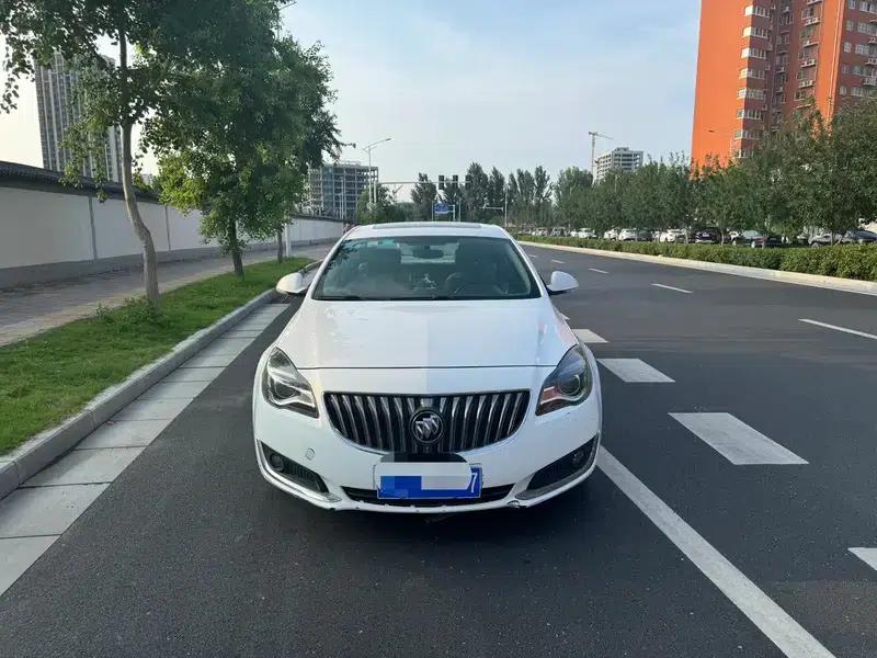 Buick Regal 2014 2.0L Elite Fashion Edition — миниатюра 2