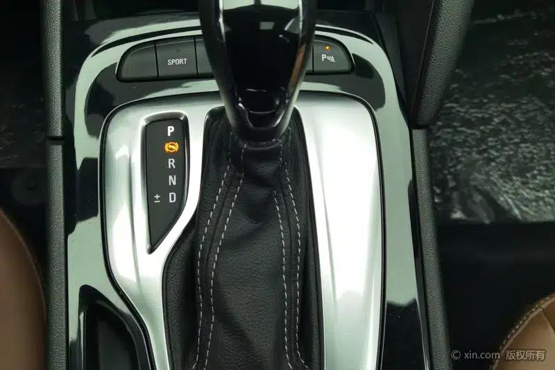 Buick Regal 2019 20T Elite Edition (China VI Emission Standard) — миниатюра 15