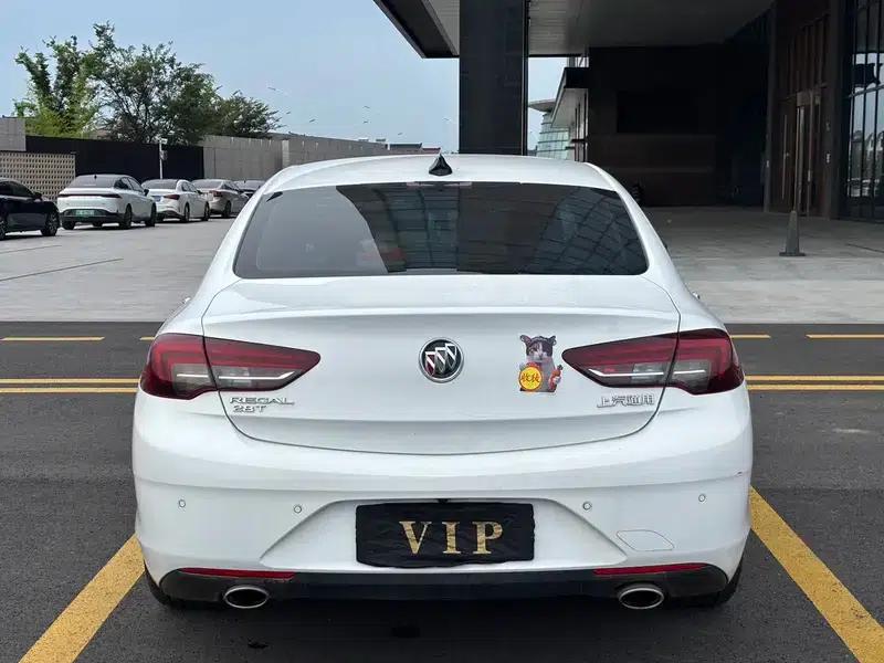 Buick Regal 2017 28T Premium Edition — миниатюра 5