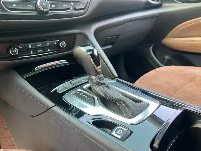 Buick Regal 2019 20T Luxury Edition (China VI Emission Standard) — миниатюра 23