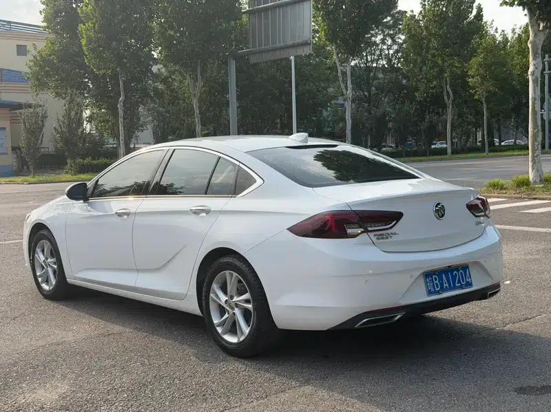 Buick Regal 2021 Facelift 552T Elite — миниатюра 4