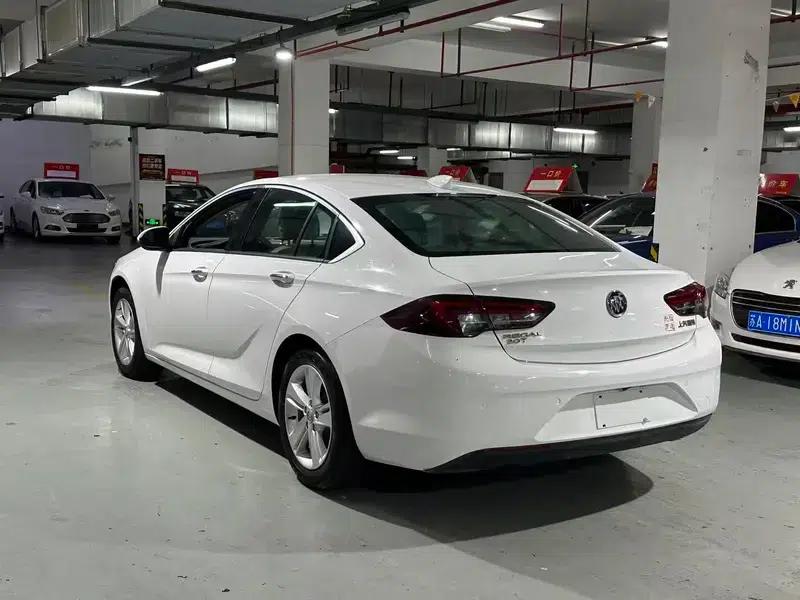 Buick Regal 2017 20T Elite — миниатюра 3