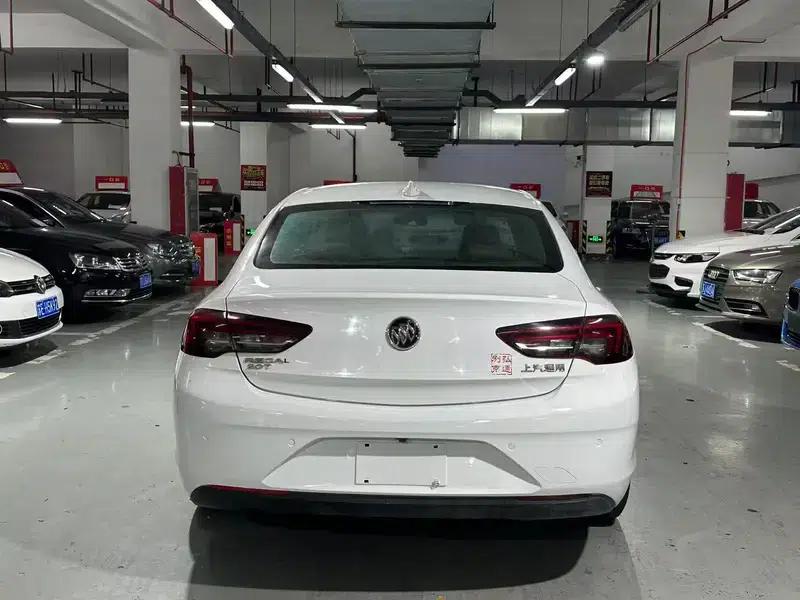 Buick Regal 2017 20T Elite — миниатюра 4