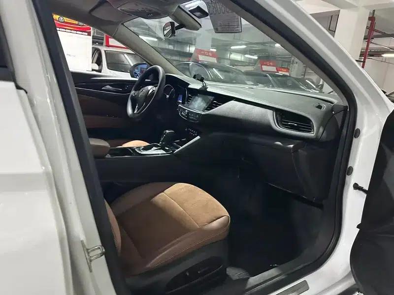 Buick Regal 2017 20T Elite — миниатюра 7