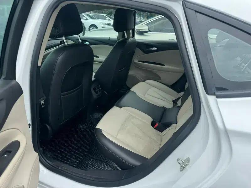 Buick Verano 2018 Sedan 15S Automatic Leading Edition — миниатюра 8