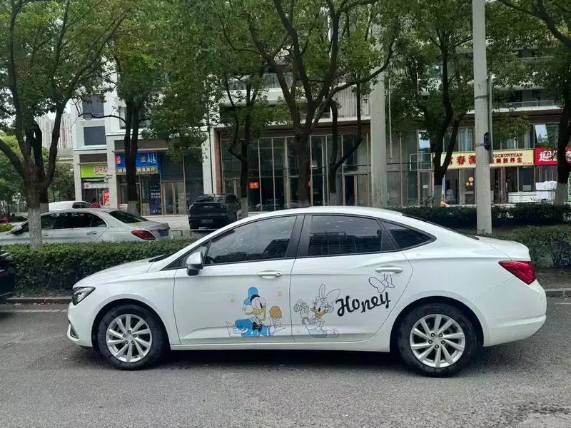 Buick Verano 2019 Sedan 15S Automatic Leading Edition — миниатюра 4