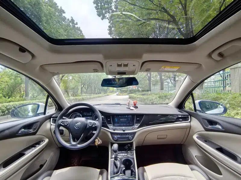 Buick Verano 2017 Sedan 15S Automatic Entry-Level — миниатюра 10