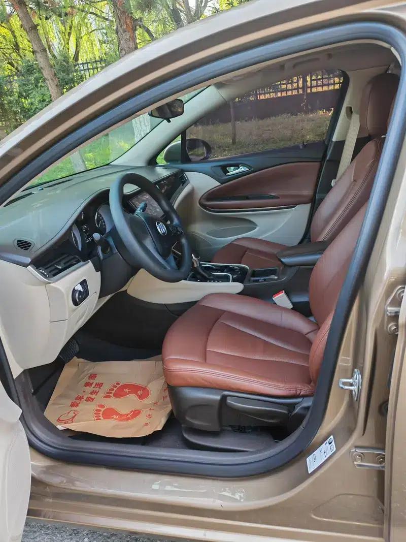 Buick Verano 2017 Sedan 15S Automatic Entry-Level — миниатюра 7