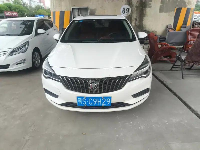 Buick Verano 2016 Hatchback 15S Automatic Leading Edition — миниатюра 2