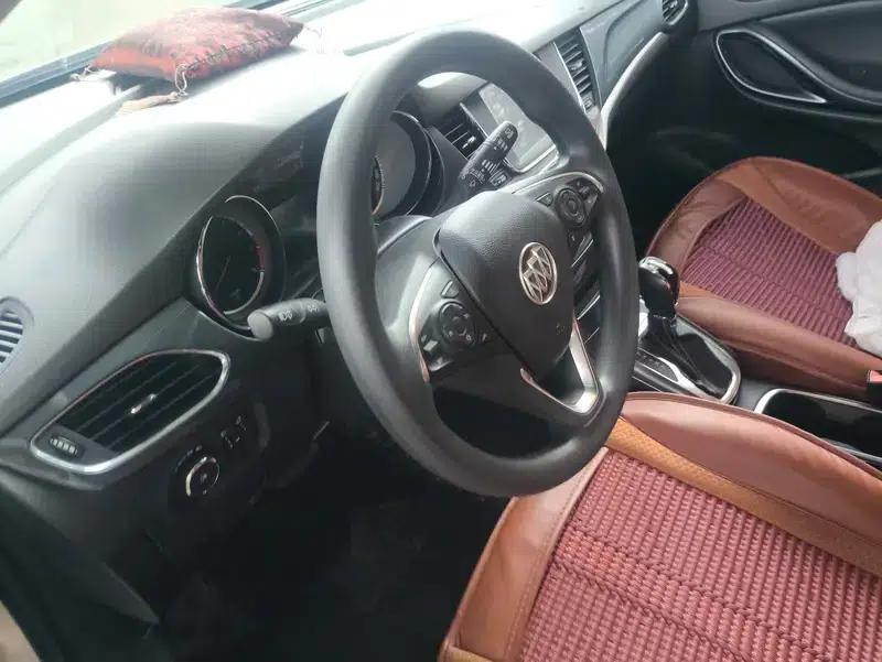 Buick Verano 2016 Hatchback 15S Automatic Leading Edition — миниатюра 6