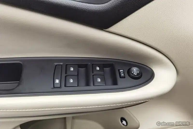 Buick Verano 2019 Sedan 15S Automatic Leading Edition — миниатюра 22