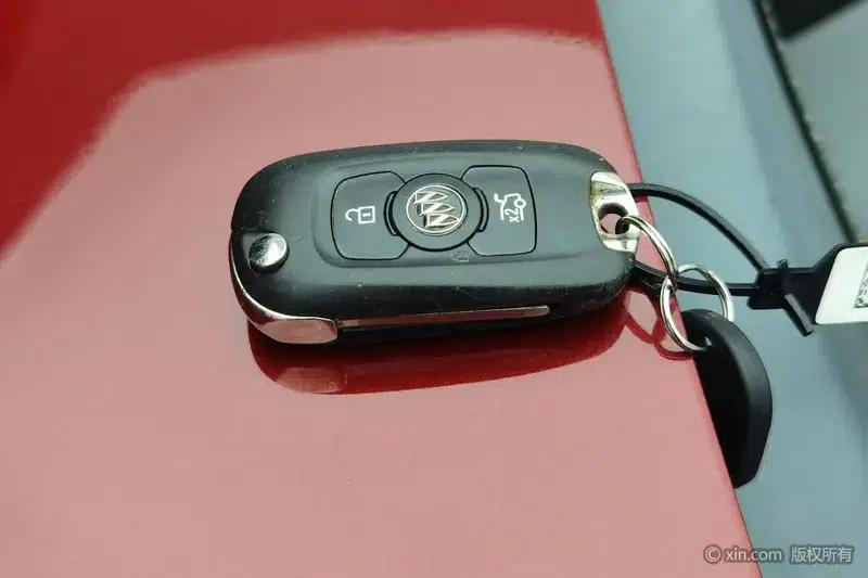 Buick Verano 2019 Sedan 15S Automatic Leading Edition — миниатюра 7
