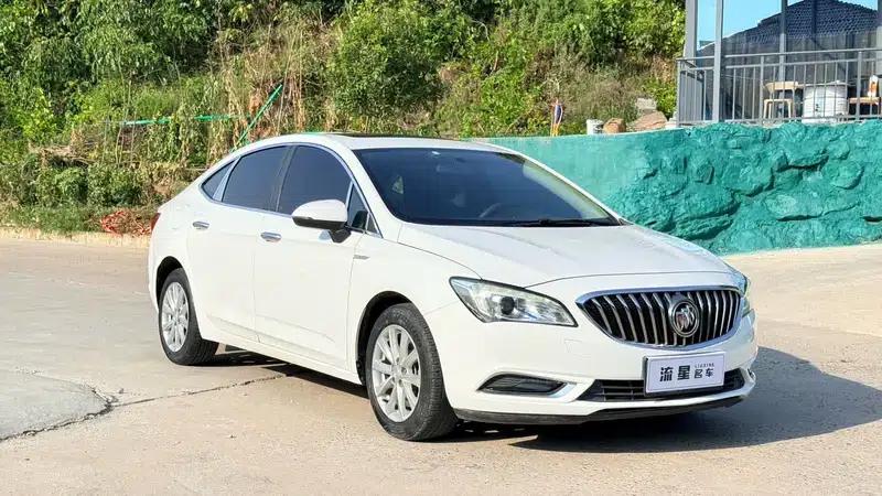 Buick Verano 2017 Sedan 20T Dual-Clutch Leading Edition — миниатюра 3