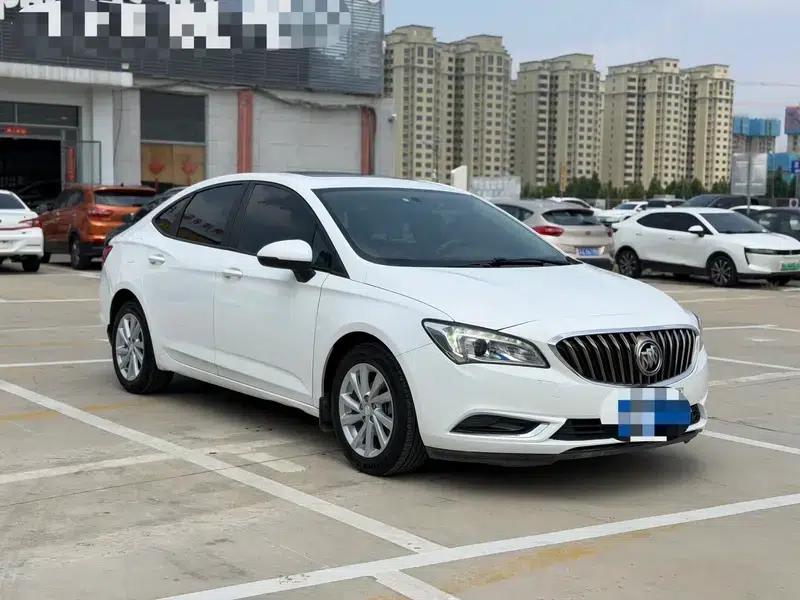 Buick Verano 2017 Sedan 15S Automatic Entry-Level — миниатюра 3