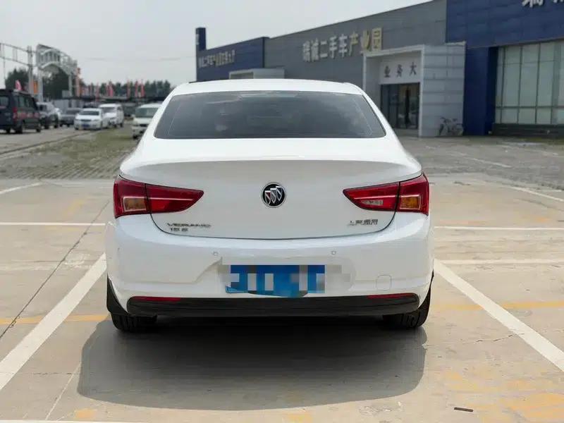 Buick Verano 2017 Sedan 15S Automatic Entry-Level — миниатюра 6