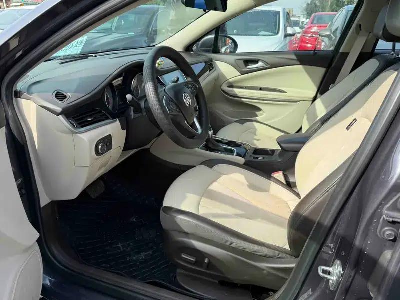 Buick Verano 2016 Hatchback 15S Automatic Leading Edition — миниатюра 8