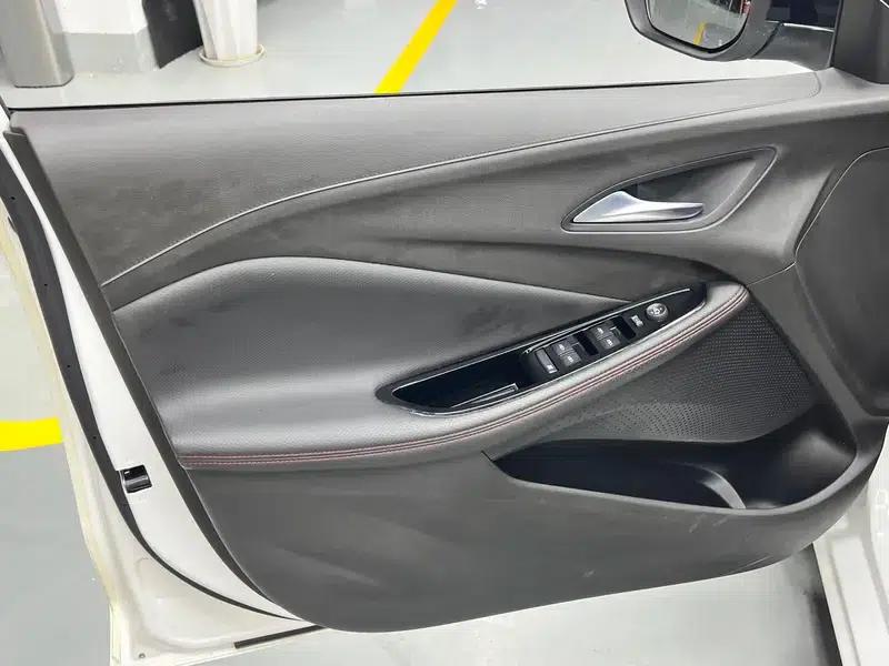 2023 Buick Verano Pro GS Hunter Edition — миниатюра 15