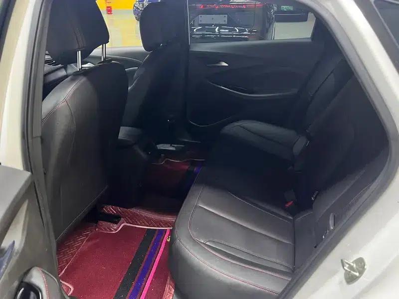 2023 Buick Verano Pro GS Hunter Edition — миниатюра 26