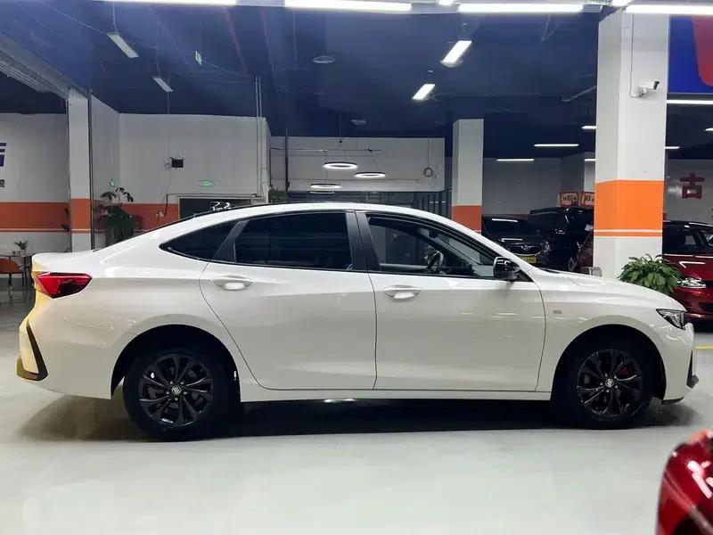 2023 Buick Verano Pro GS Hunter Edition — миниатюра 8