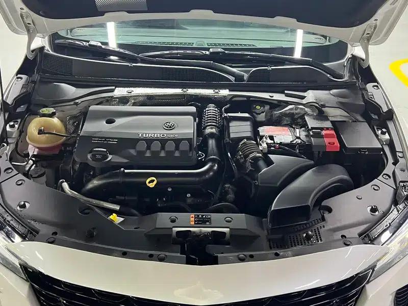 2023 Buick Verano Pro GS Hunter Edition — миниатюра 10