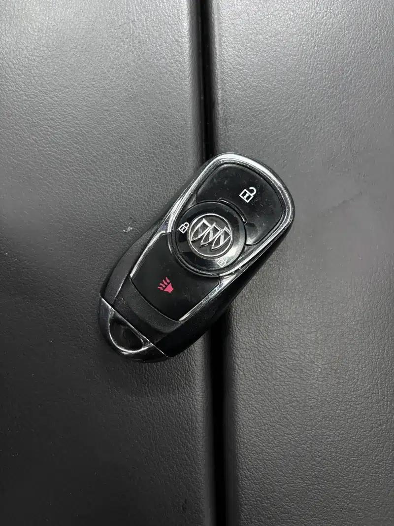 Buick Envision 2018 20T 2WD Elite — миниатюра 11