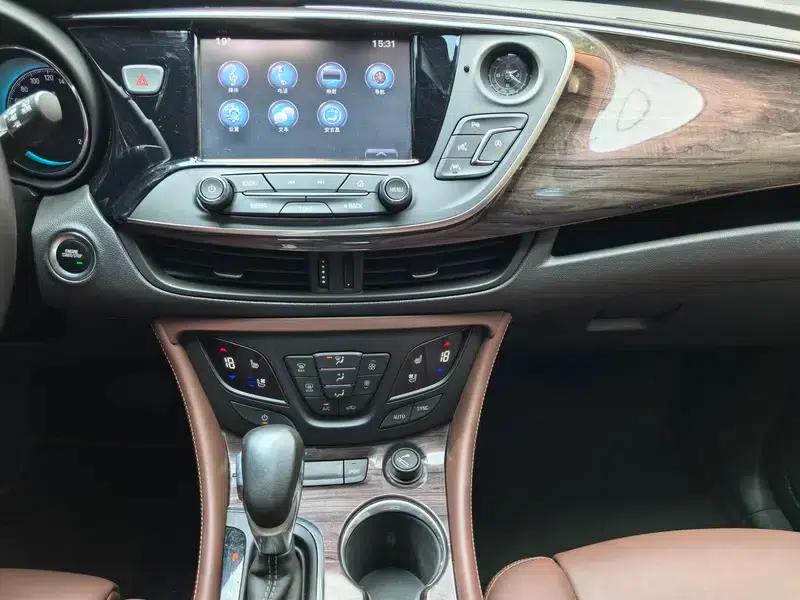 Envision 2017 28T AWD Luxury — миниатюра 8