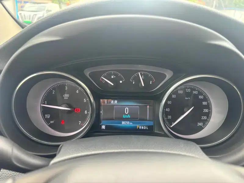 Envision 2018 20T 2WD Luxury — миниатюра 7